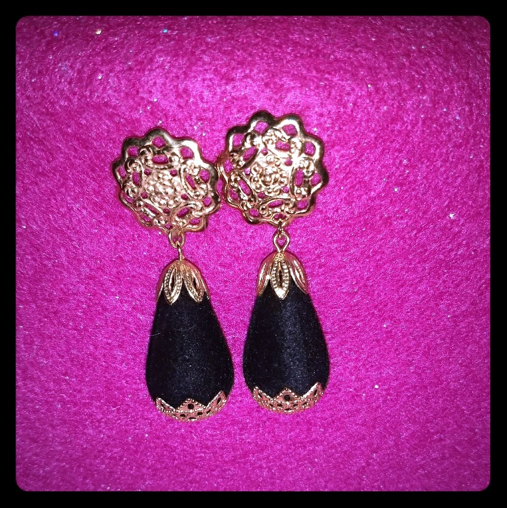 Earrings Vintage - Picture 1 of 3